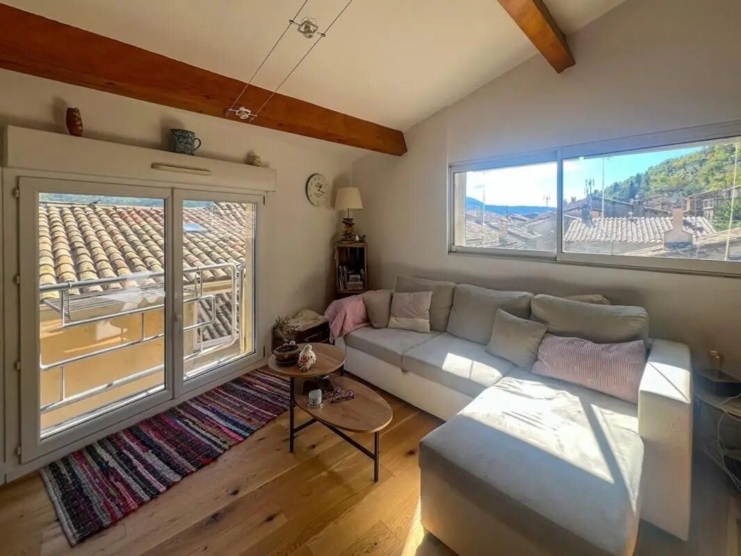 Maison à vendre, 81m², Mézel