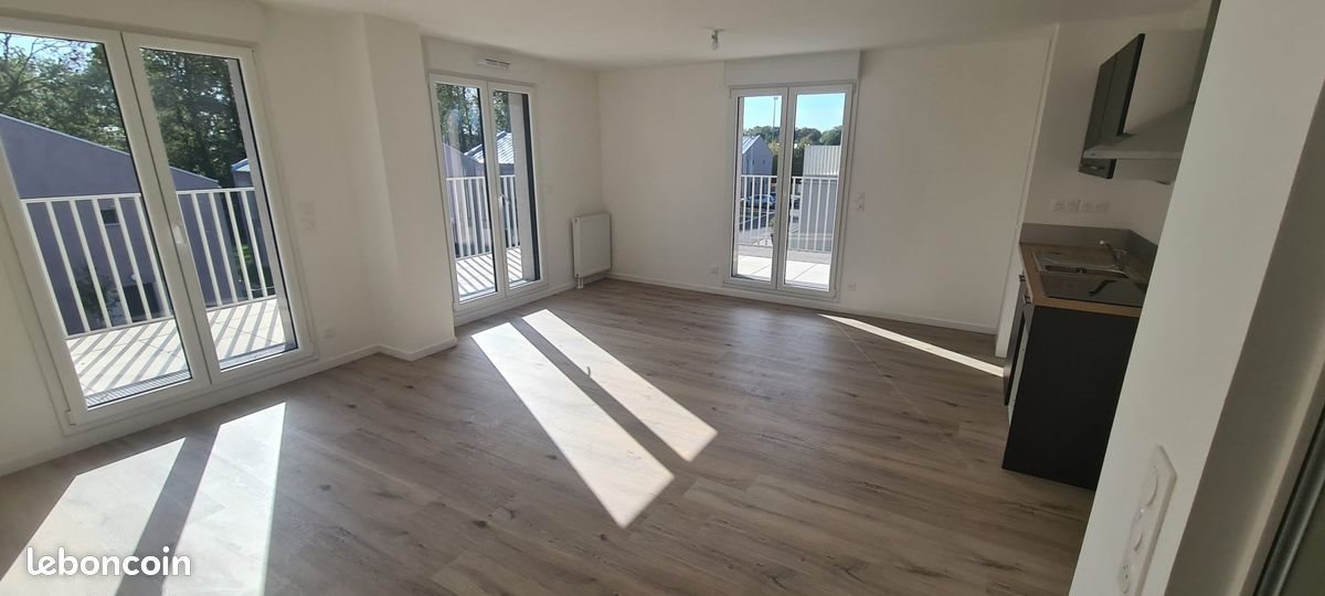 Appartement à louer, 79m², Carpiquet