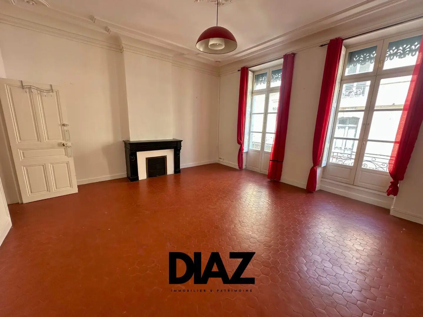 Appartement à vendre, 142m², Nîmes