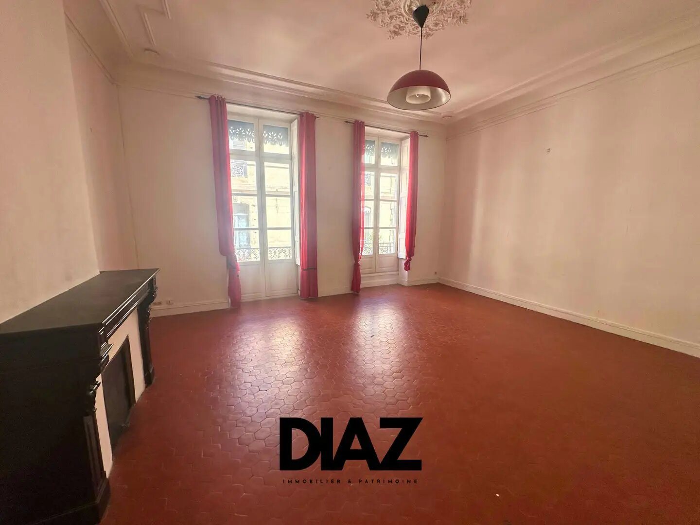 Appartement à vendre, 142m², Nîmes