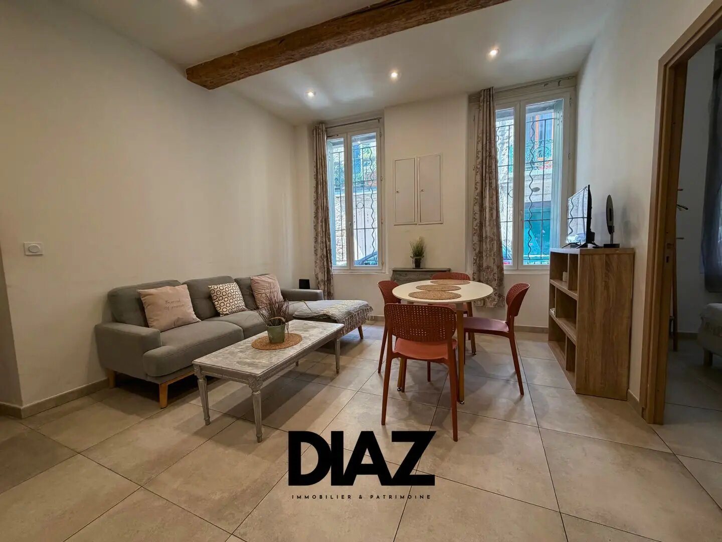 Appartement à louer, 37m², Nîmes