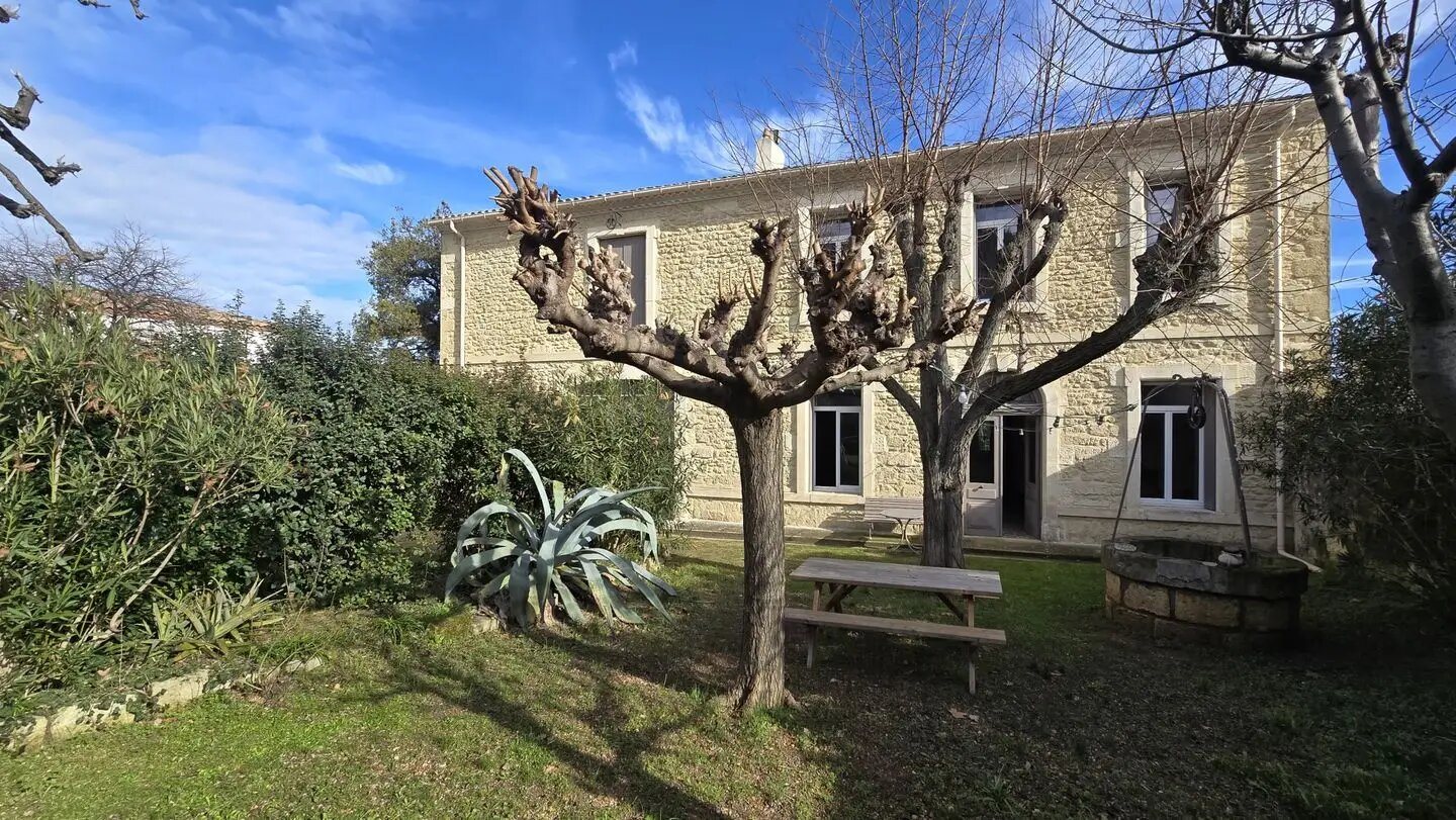 Maison à vendre, 260m², Aigues-Vives