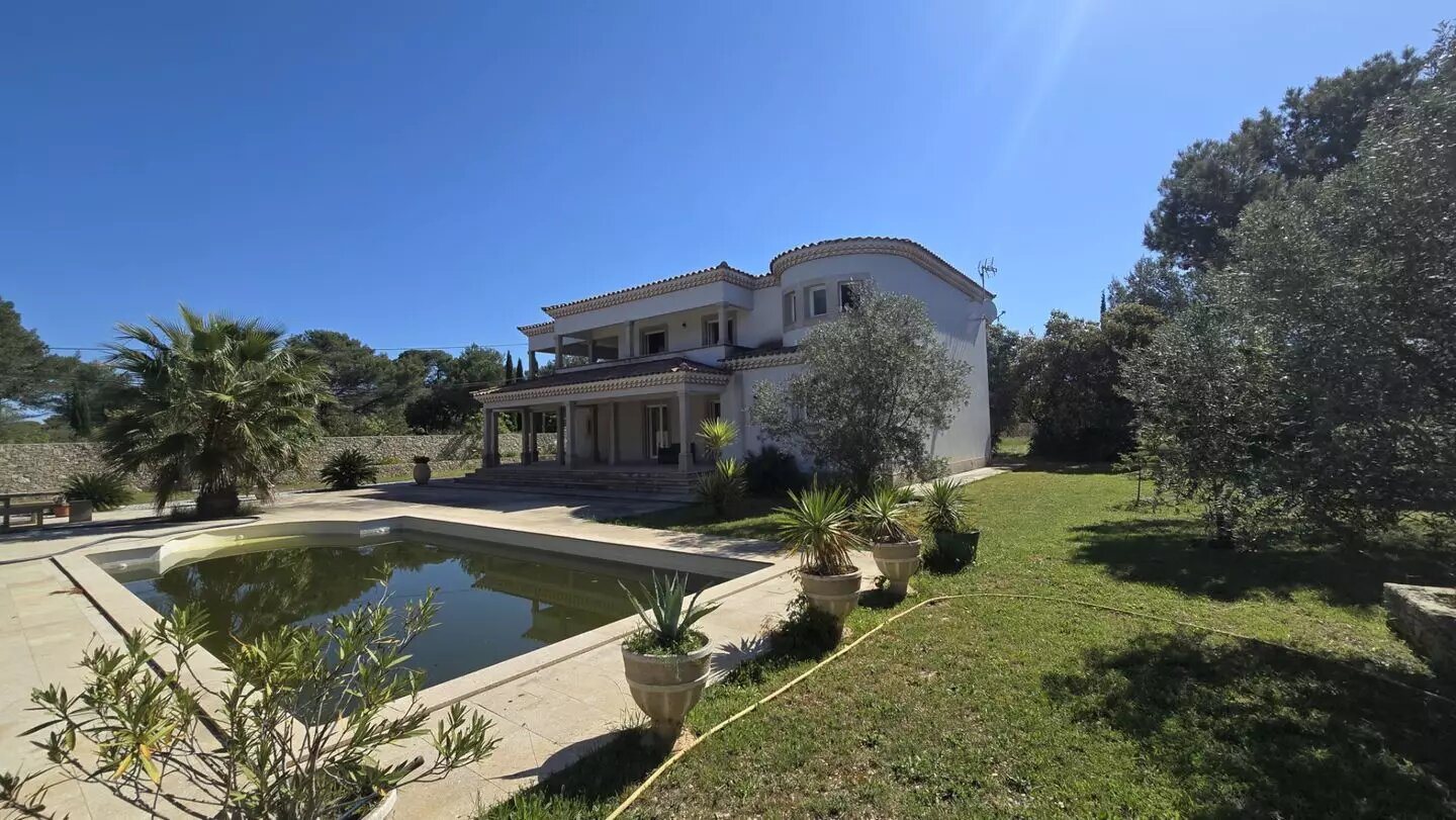 Maison à vendre, 301m², Nîmes