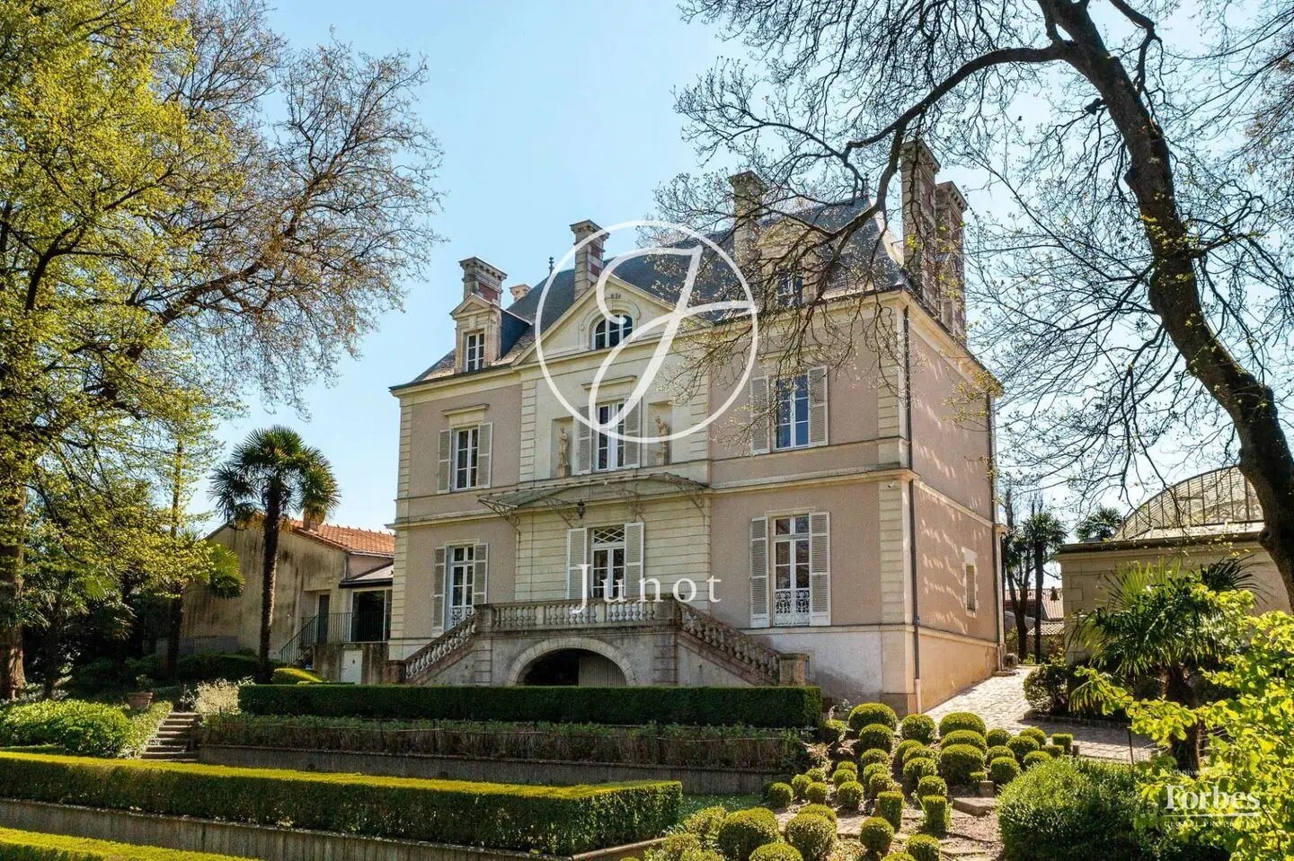 Maison à vendre, 374m², Saint-Fiacre-sur-Maine