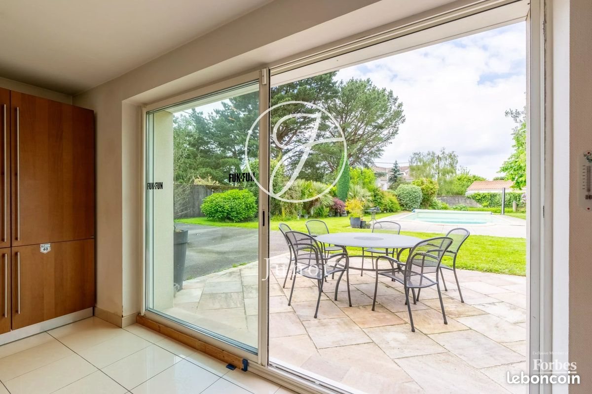 Maison à vendre, 323m², Saint-Sébastien-sur-Loire