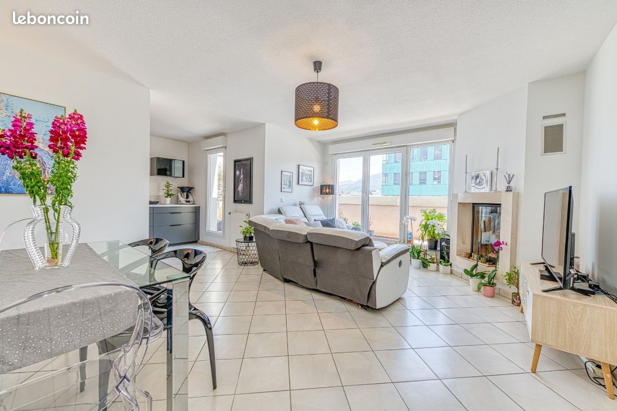 Appartement à vendre, 71m², Échirolles