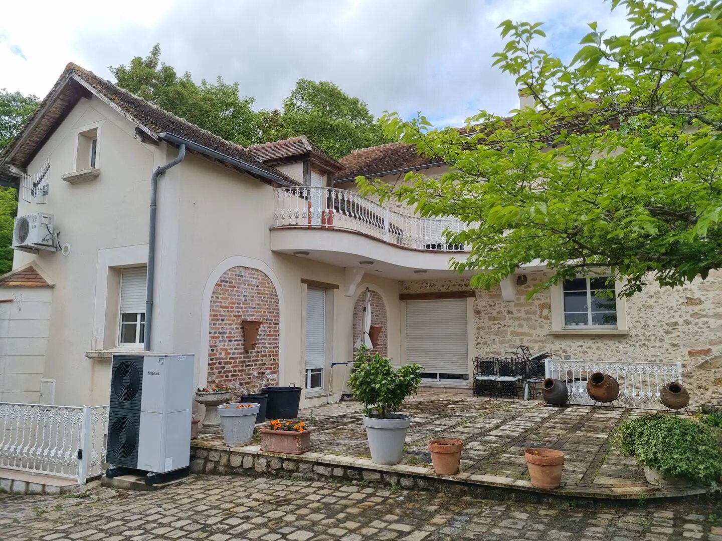 Maison à vendre, 372m², Bruyères-le-Châtel