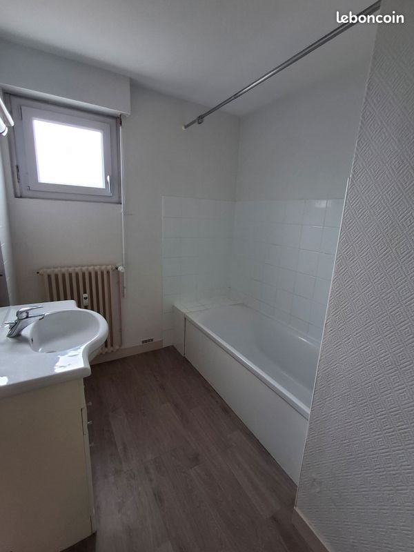 Appartement à louer, 116m², Artenay