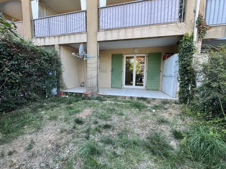 Appartement à louer, 63m², Plan-d'Aups-Sainte-Baume