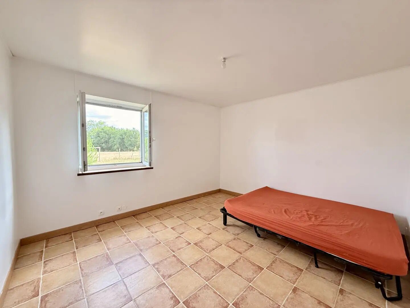 Maison à vendre, 117m², Mervent