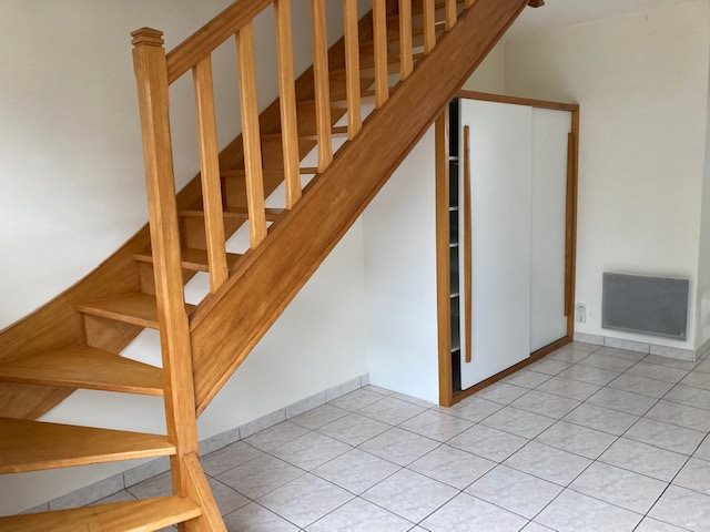 Maison à louer, 49m², Plouzévédé