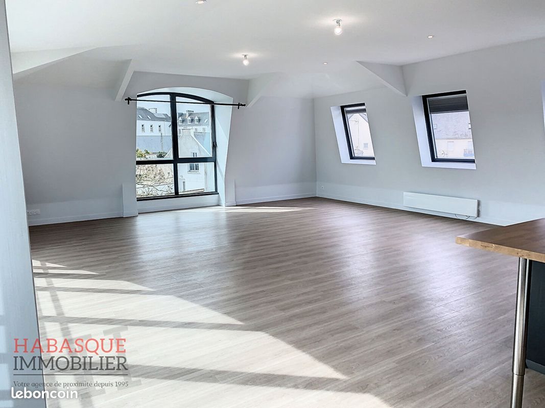 Appartement à louer, 101m², Lesneven