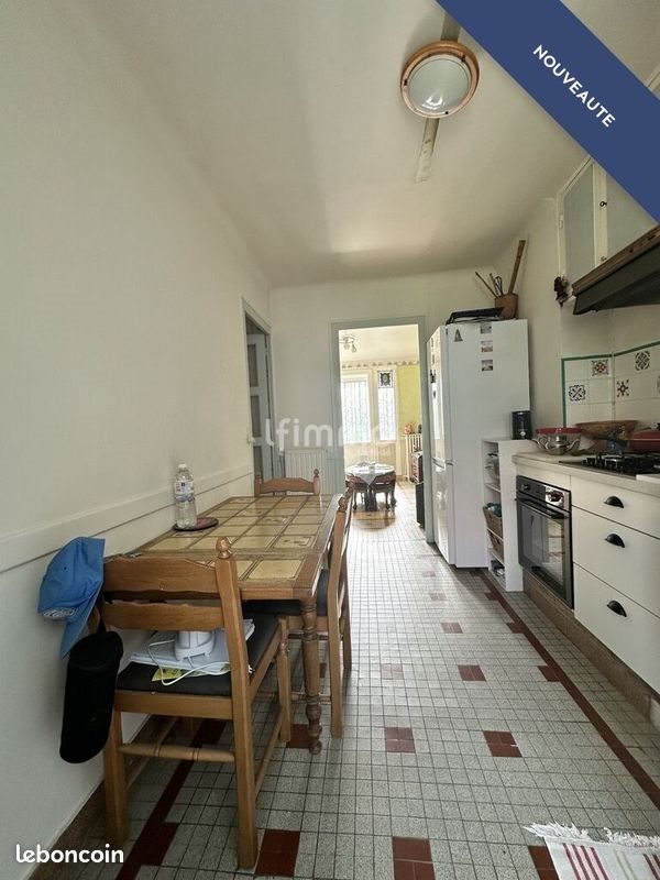 Maison à vendre, 95m², Bessé-sur-Braye