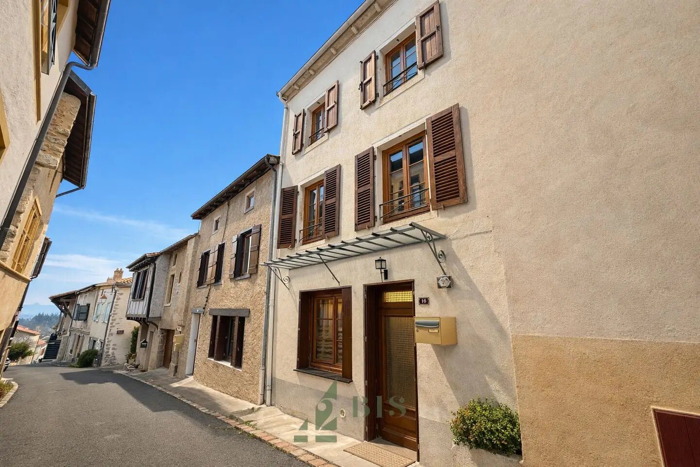 Maison à vendre, 92m², Saint-Haon-le-Châtel