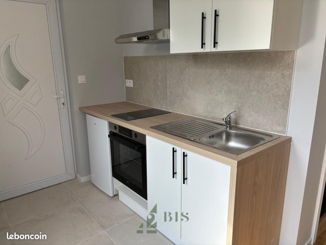 Appartement à louer, 24m², Roanne