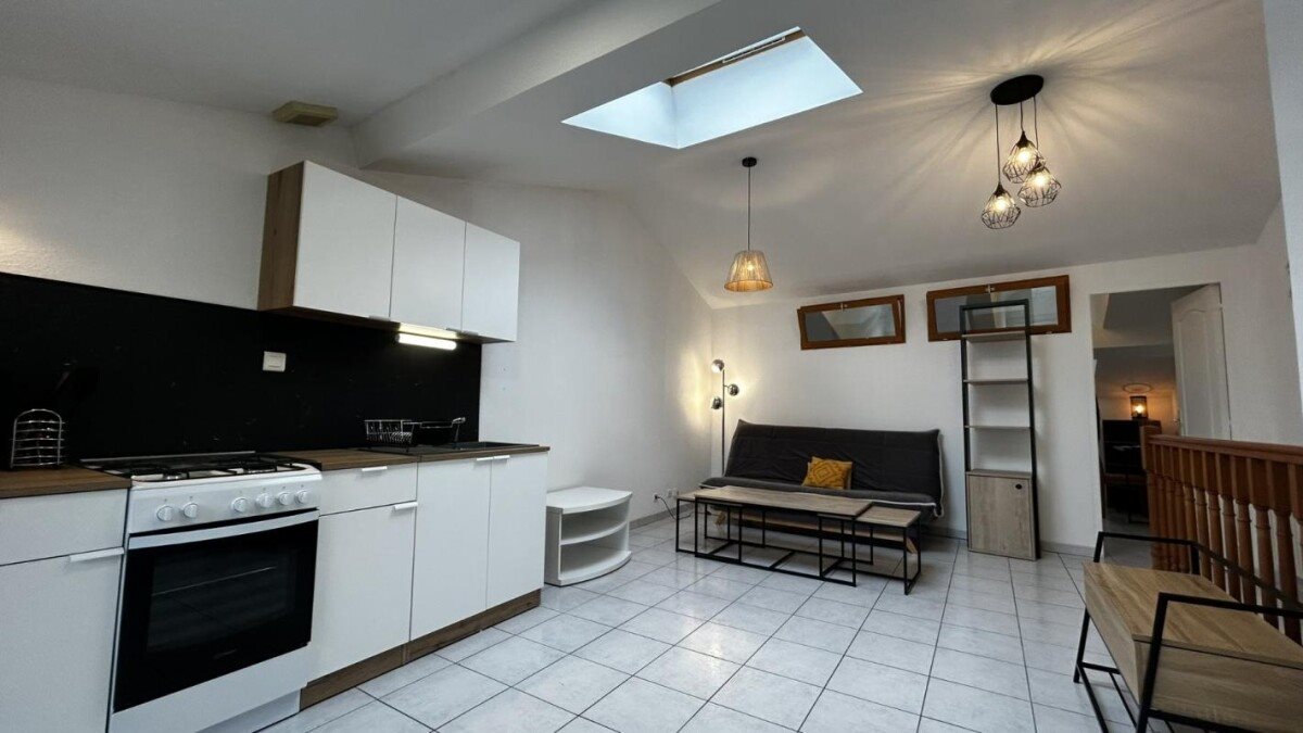 Appartement à louer, 33m², Roanne