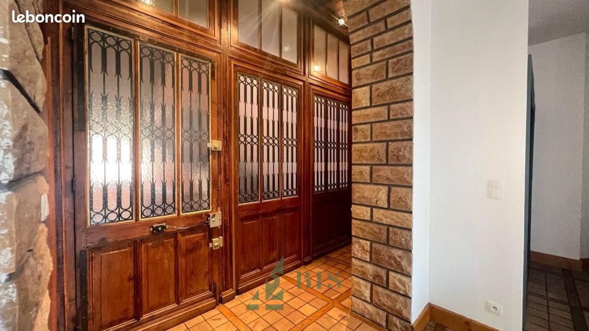 Appartement à louer, 140m², Roanne