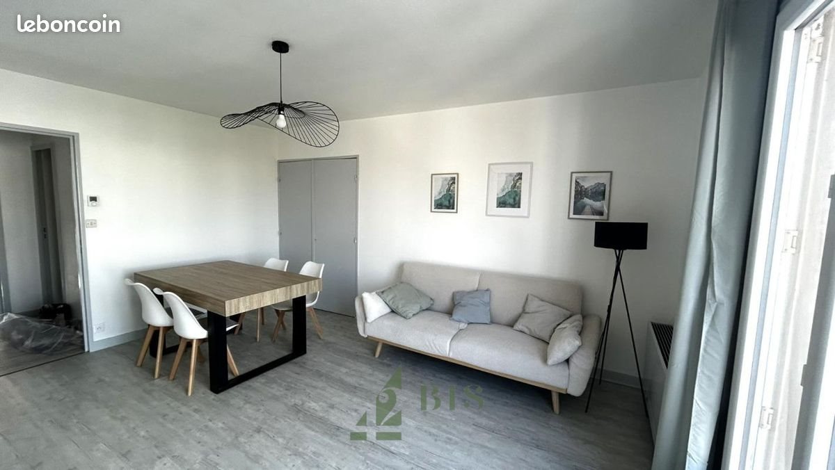 Appartement à louer, 44m², Roanne
