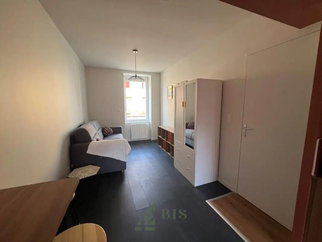 Appartement à louer, 29m², Roanne