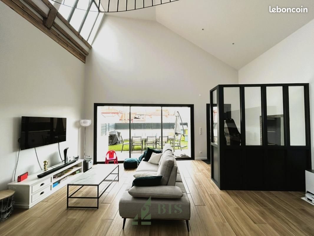 Appartement à louer, 144m², Roanne