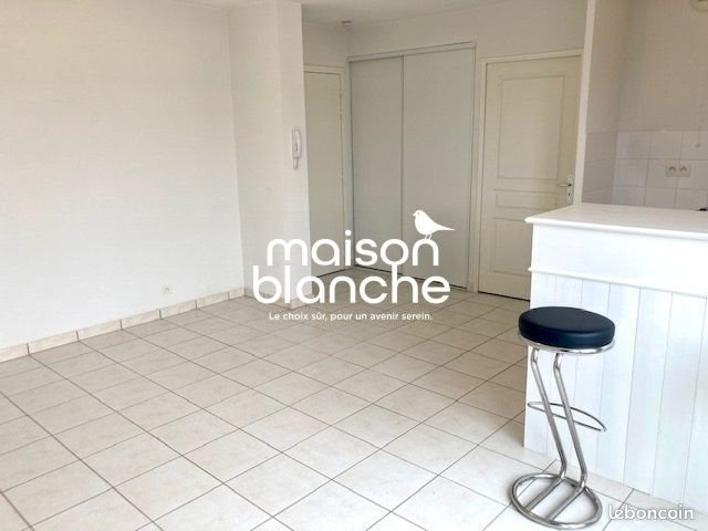 Appartement à louer, 37m², Tours