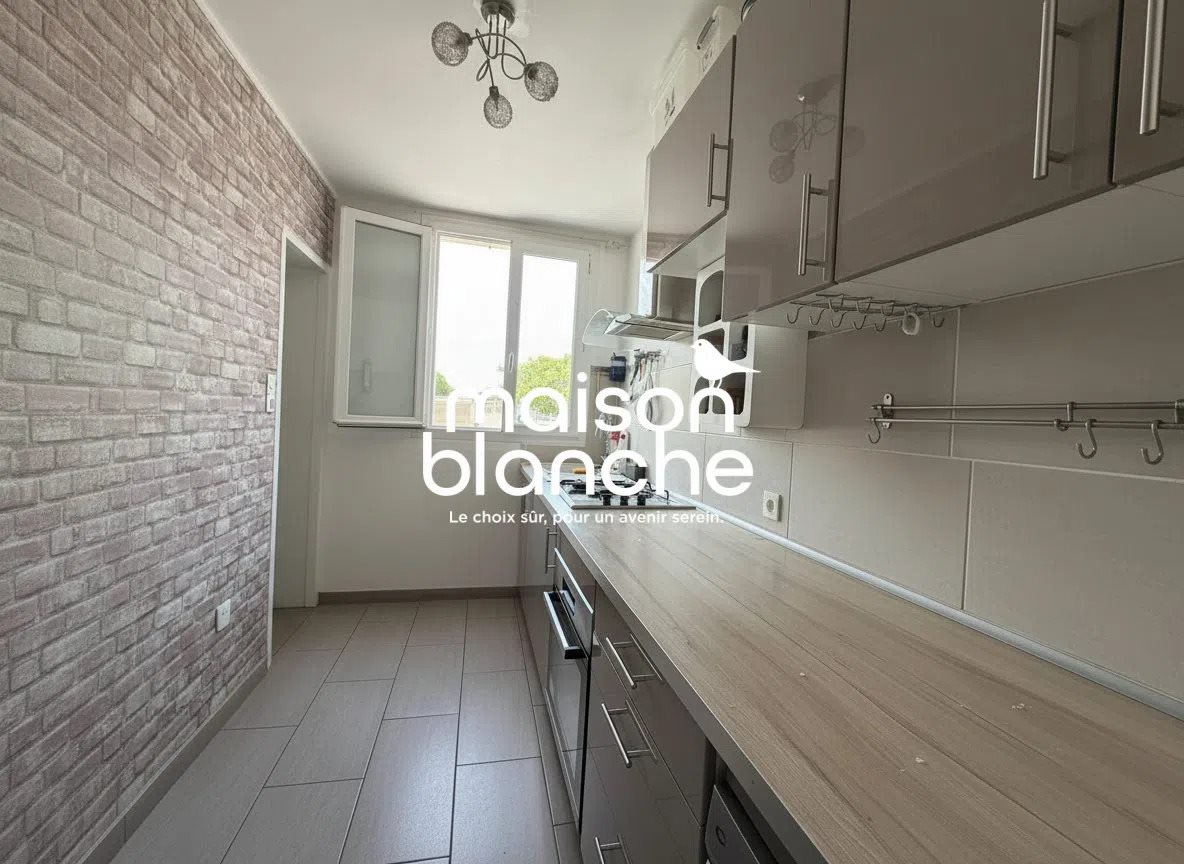 Appartement à louer, 69m², Saint-Maixent-l'École