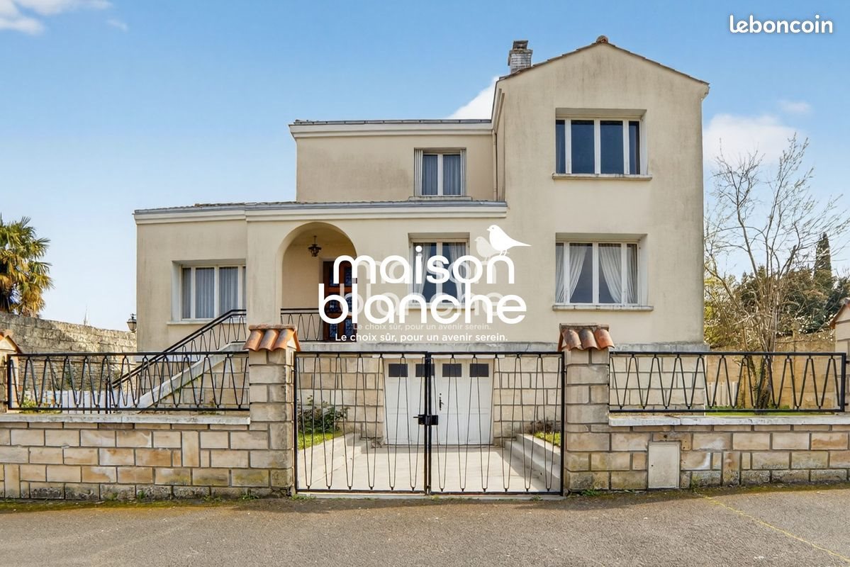 Maison à vendre, 213m², Saint-Maixent-l'Ecole