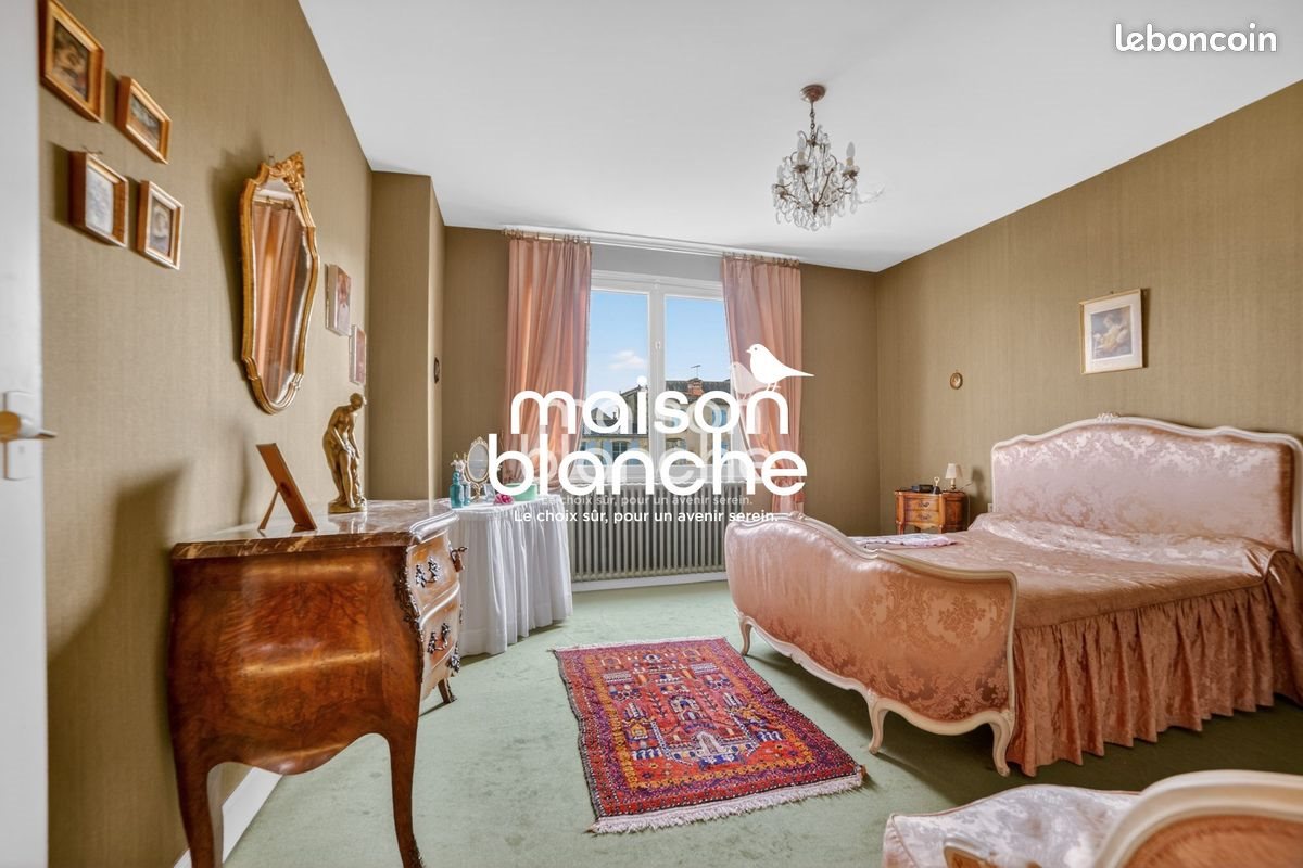 Maison à vendre, 213m², Saint-Maixent-l'Ecole
