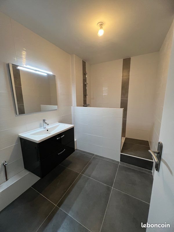 Maison à louer, 72m², Coutras