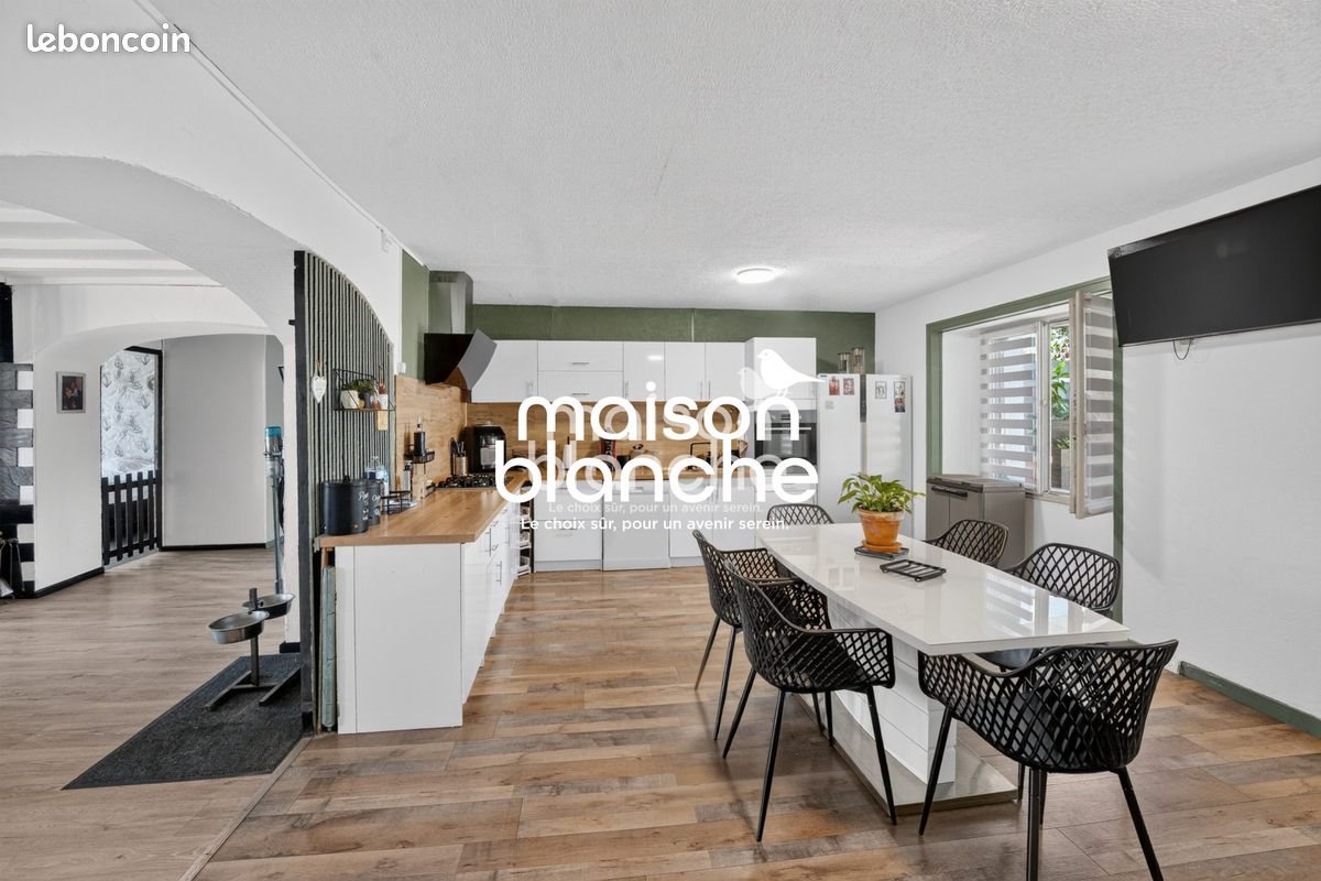 Maison à vendre, 148m², Augé