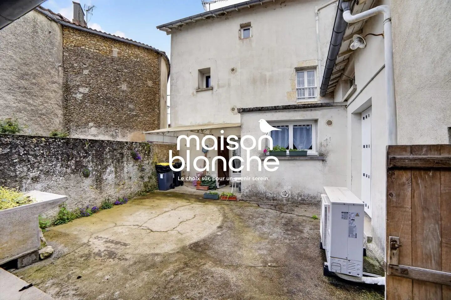 Maison à vendre, 96m², Thénezay