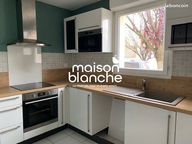 Maison à louer, 81m², Surgères