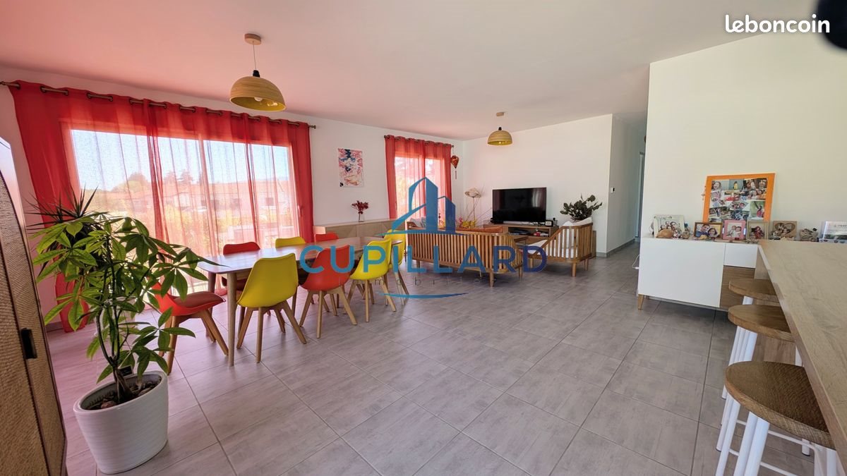 Maison à vendre, 110m², Renaison