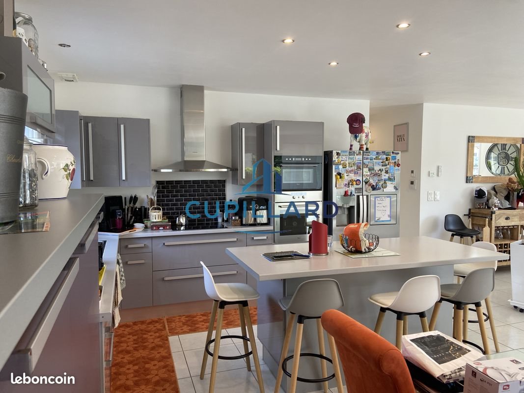 Maison à vendre, 108m², Saint-Léger-sur-Roanne