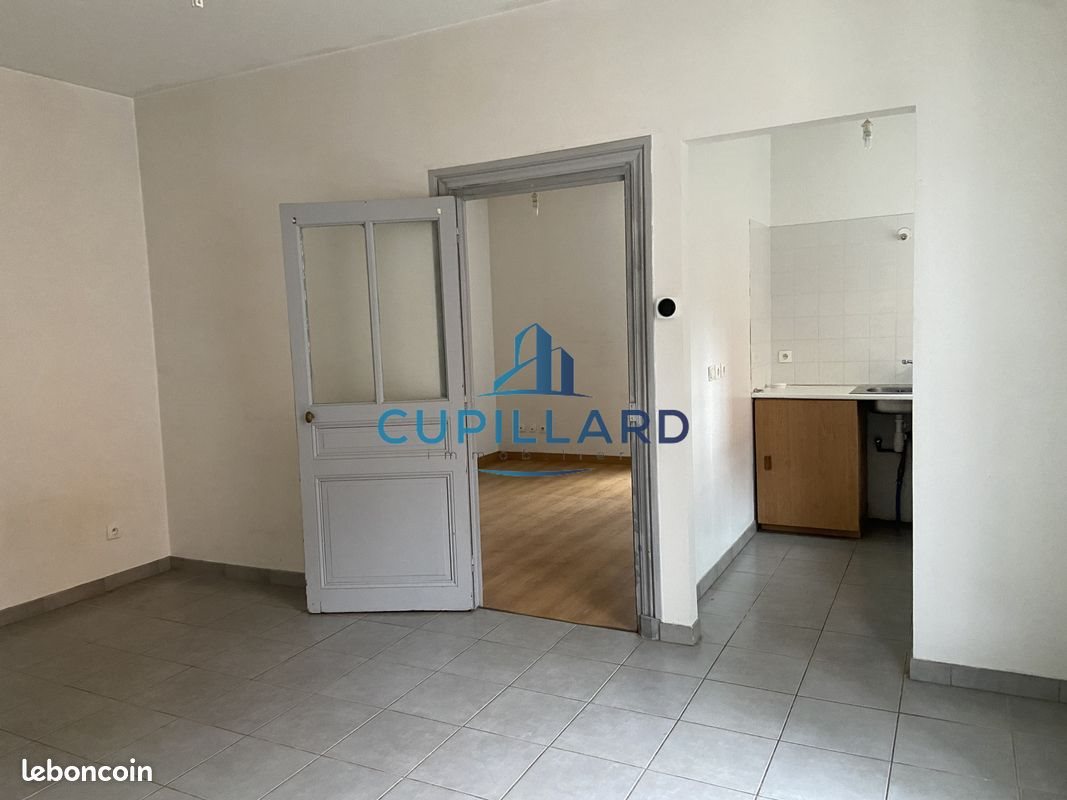 Appartement à louer, 35m², Roanne