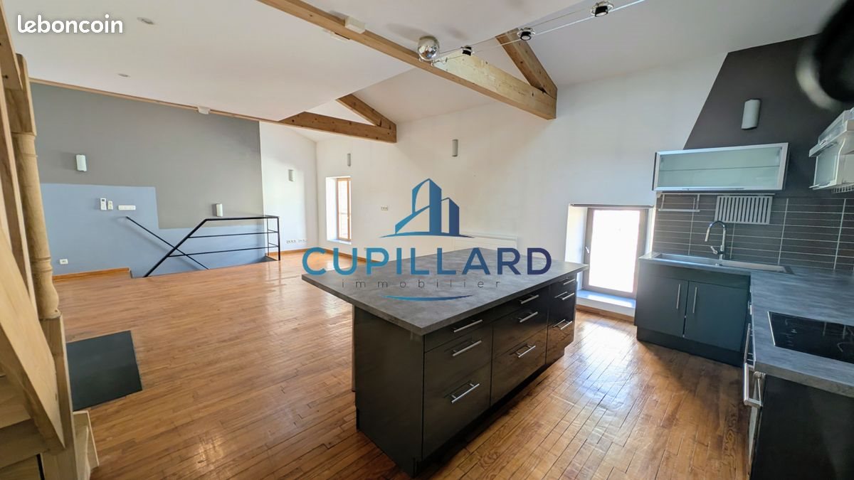 Maison à vendre, 83m², Villerest