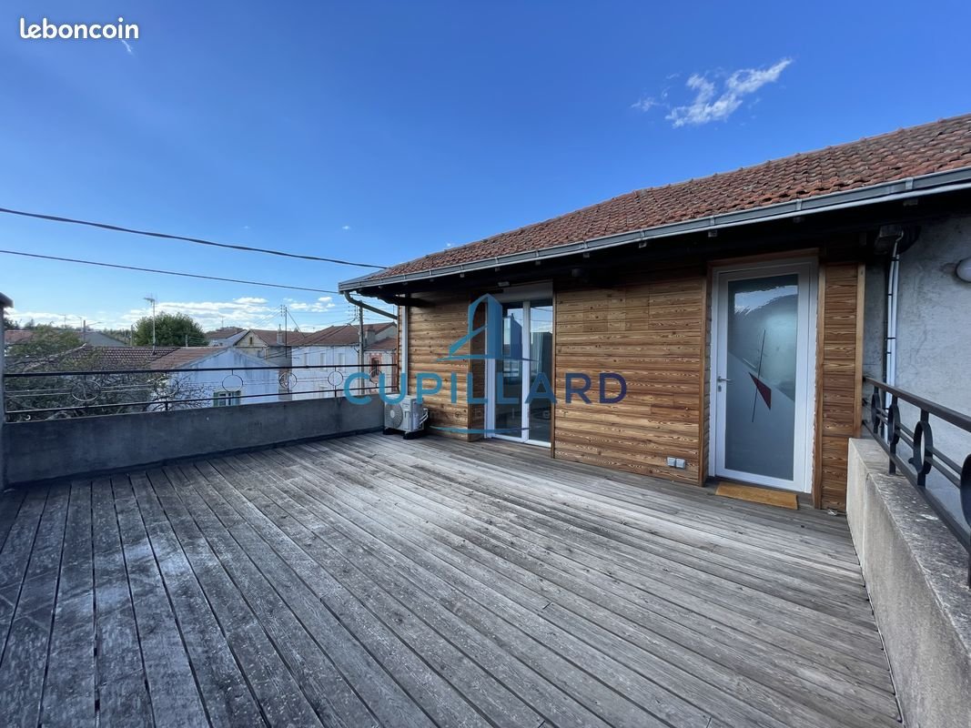 Appartement à louer, 65m², Roanne