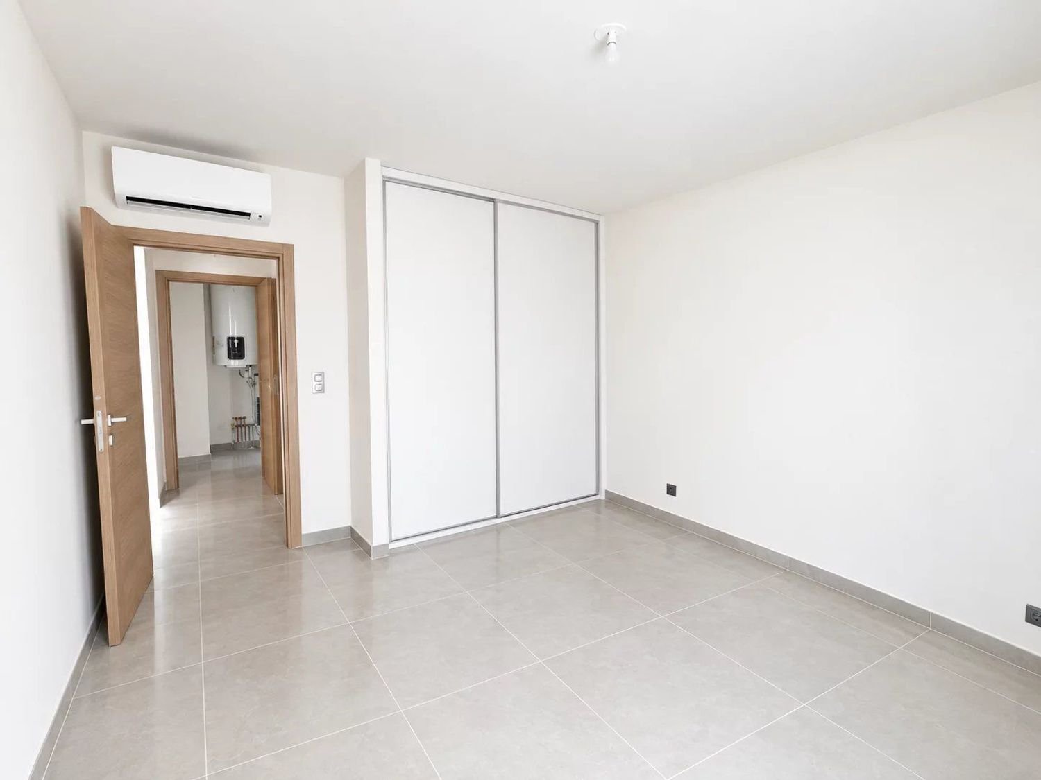 Appartement à louer, 56m², Borgo