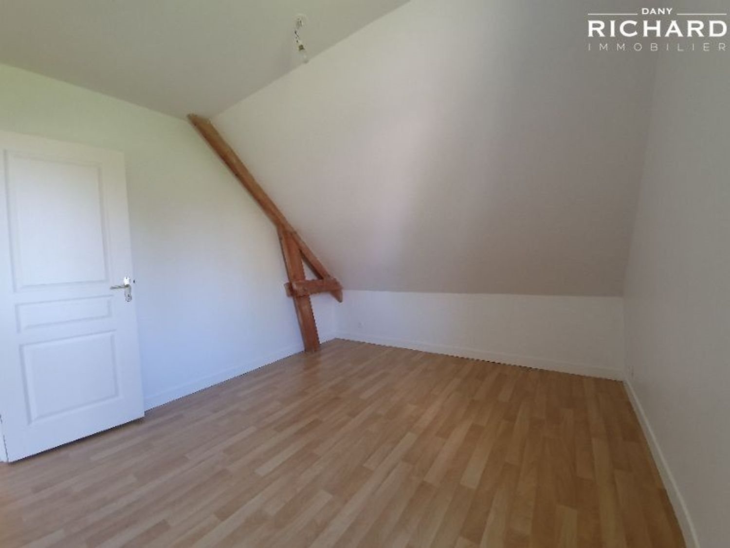 Maison à louer, 110m², Parthenay-de-Bretagne