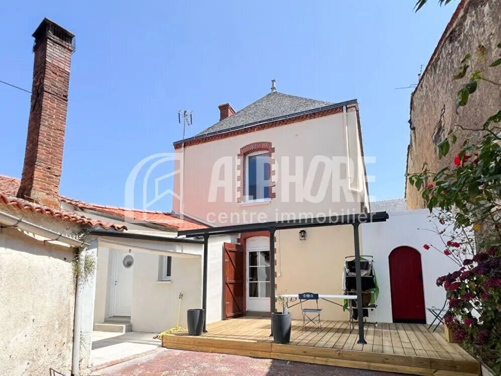 Maison à vendre, 130m², Nieul-le-Dolent