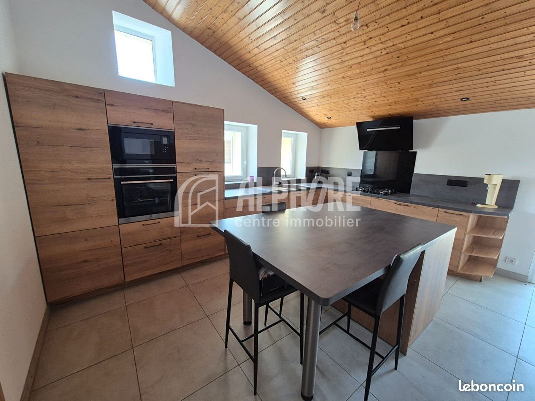 Maison à vendre, 151m², Thiré
