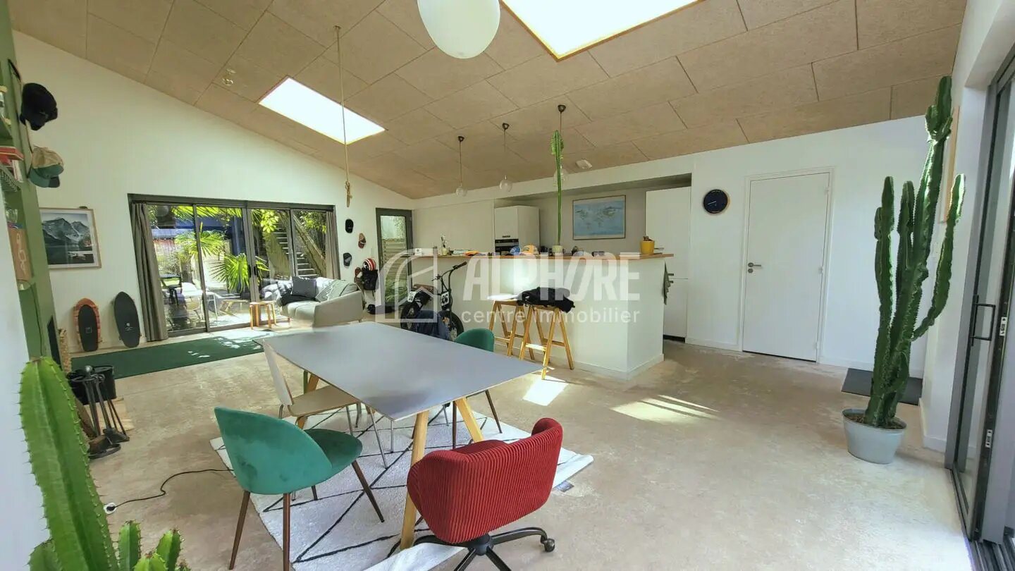 Maison à louer, 208m², Saint-Nazaire