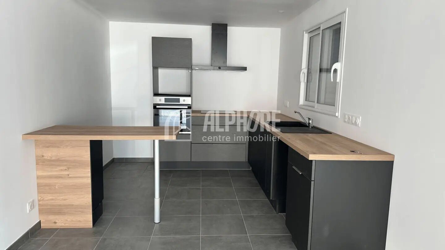 Maison à louer, 111m², Nivillac