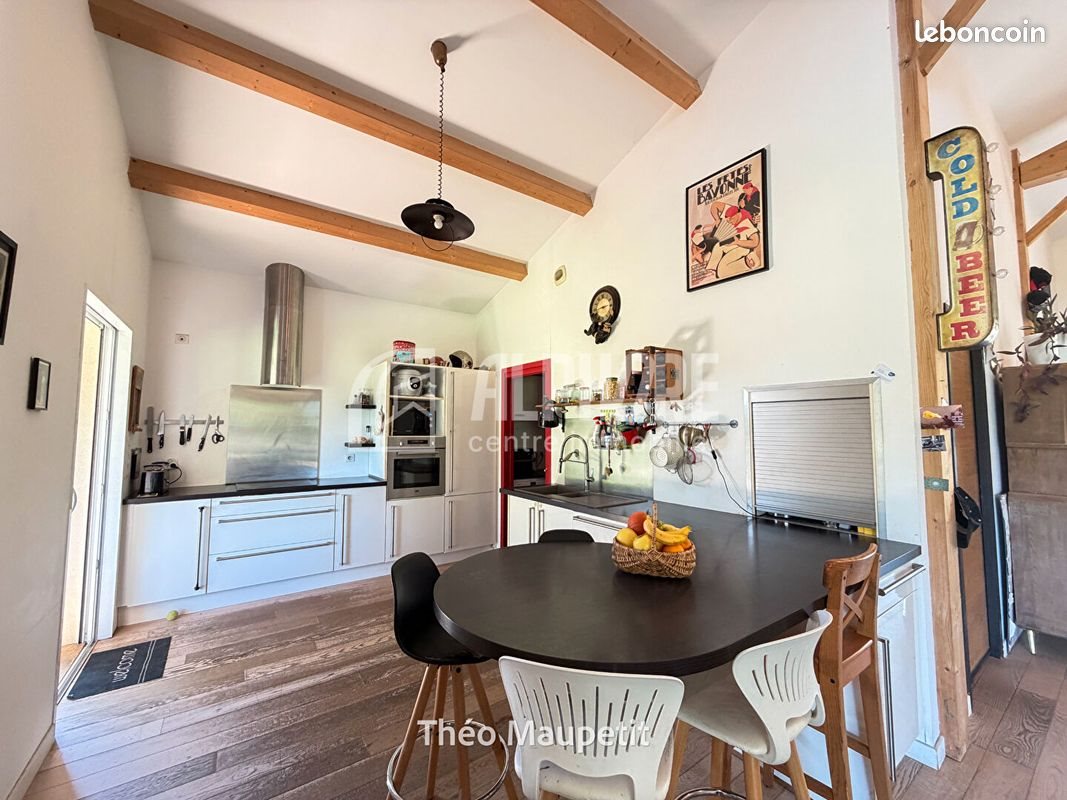 Maison à vendre, 142m², Grosbreuil