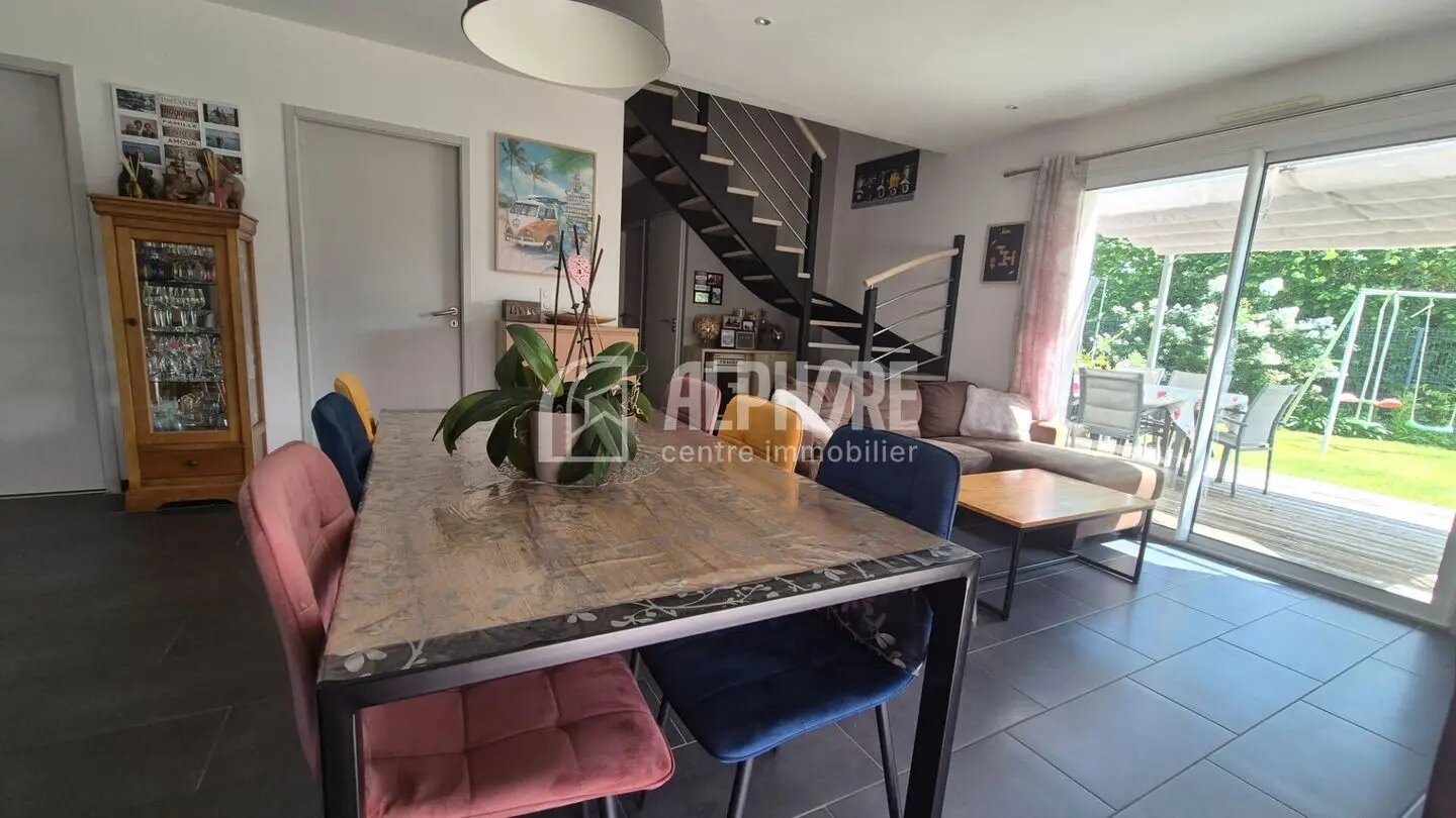 Maison à vendre, 106m², Saint-Molf