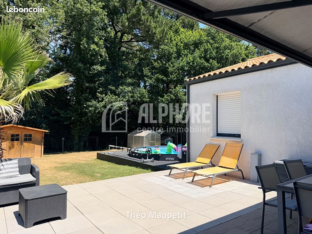 Maison à vendre, 97m², Nesmy