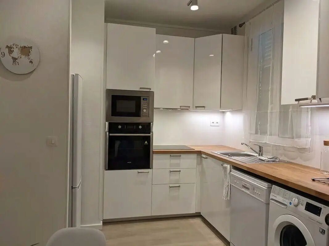 Appartement à louer, 46m², Courbevoie