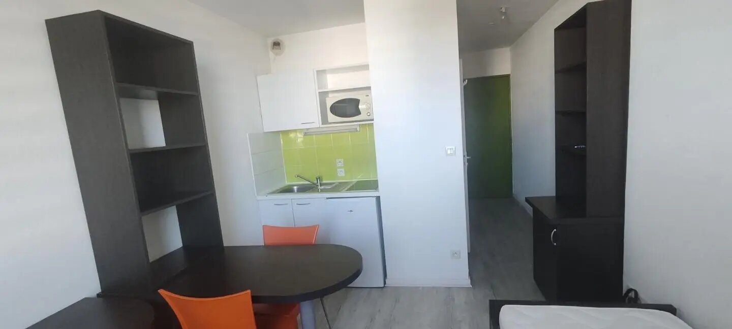 Appartement à louer, 18m², Nîmes