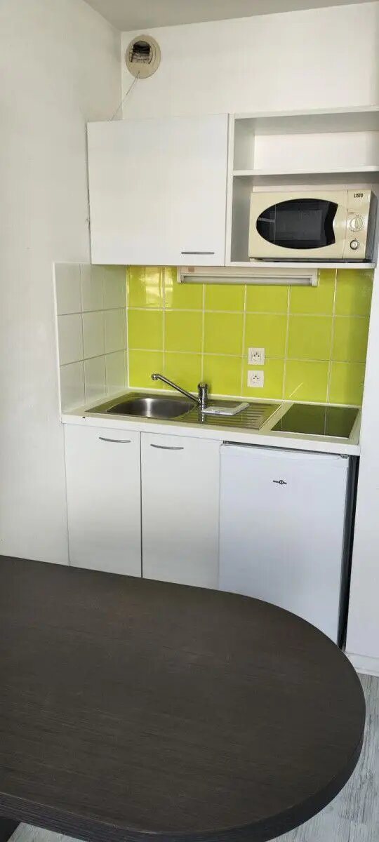 Appartement à louer, 18m², Nîmes