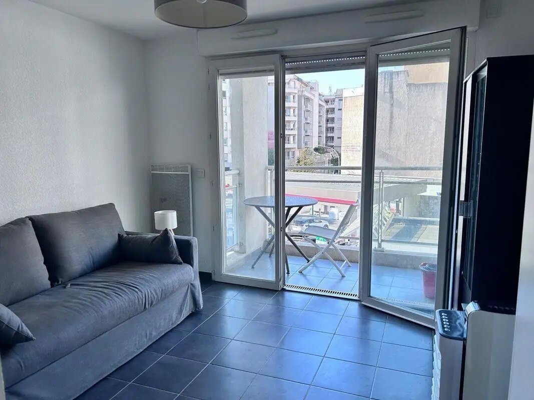 Appartement à louer, 19m², Nice